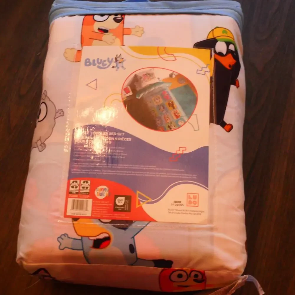 NEW Sunny Side Up Bluey & Friends Bingo 4 Piece Toddler Comforter Bedding Set